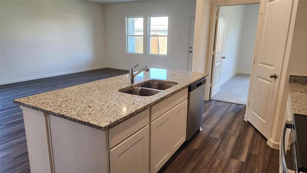 1242 Lambert Lane, Forney, TX 75126