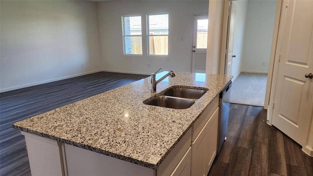 1242 Lambert Lane, Forney, TX 75126