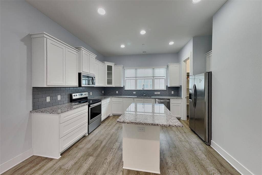 217 S Village Way, Lewisville, TX 75057