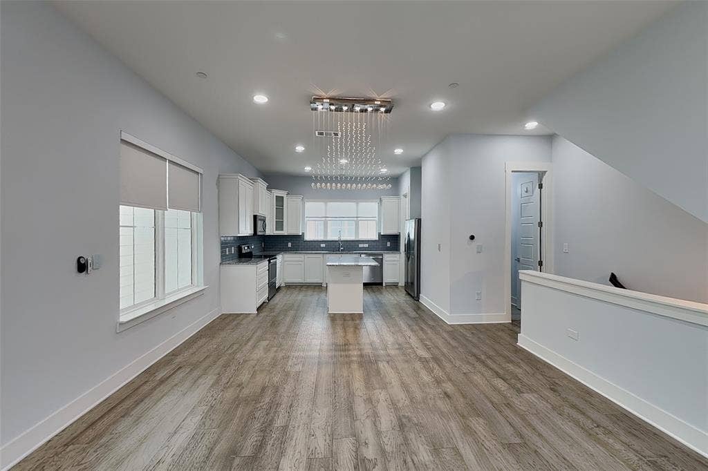 217 S Village Way, Lewisville, TX 75057