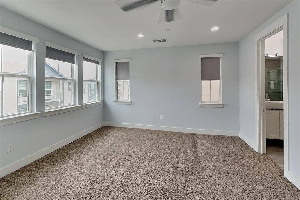 217 S Village Way, Lewisville, TX 75057