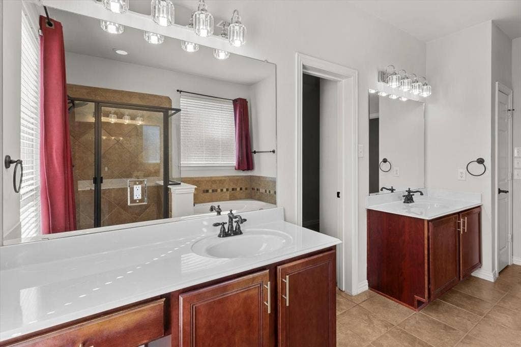 1129 Northlake Drive, DeSoto, TX 75115 1129 Northlake Drive, DeSoto, TX 75115