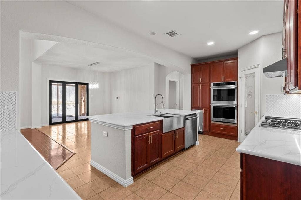 1129 Northlake Drive, DeSoto, TX 75115 1129 Northlake Drive, DeSoto, TX 75115