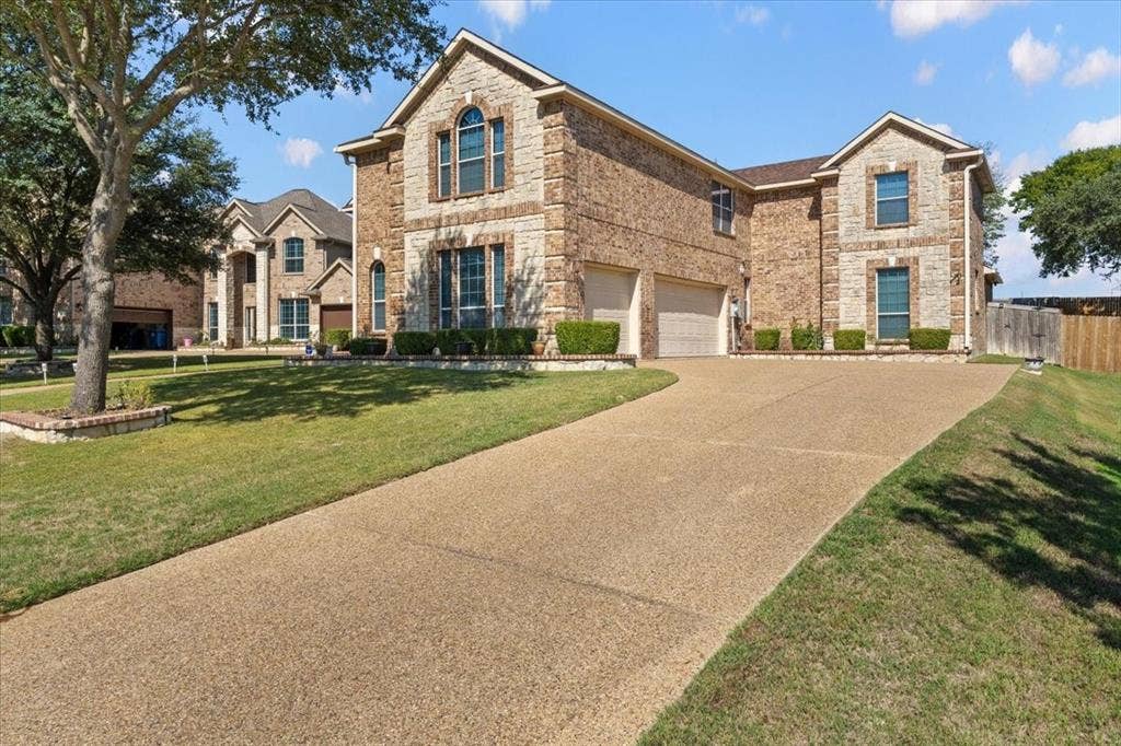 1129 Northlake Drive, DeSoto, TX 75115 1129 Northlake Drive, DeSoto, TX 75115
