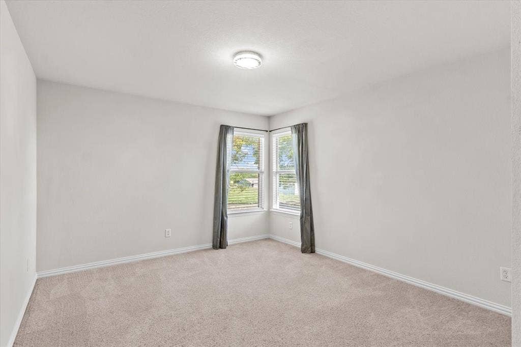1129 Northlake Drive, DeSoto, TX 75115 1129 Northlake Drive, DeSoto, TX 75115