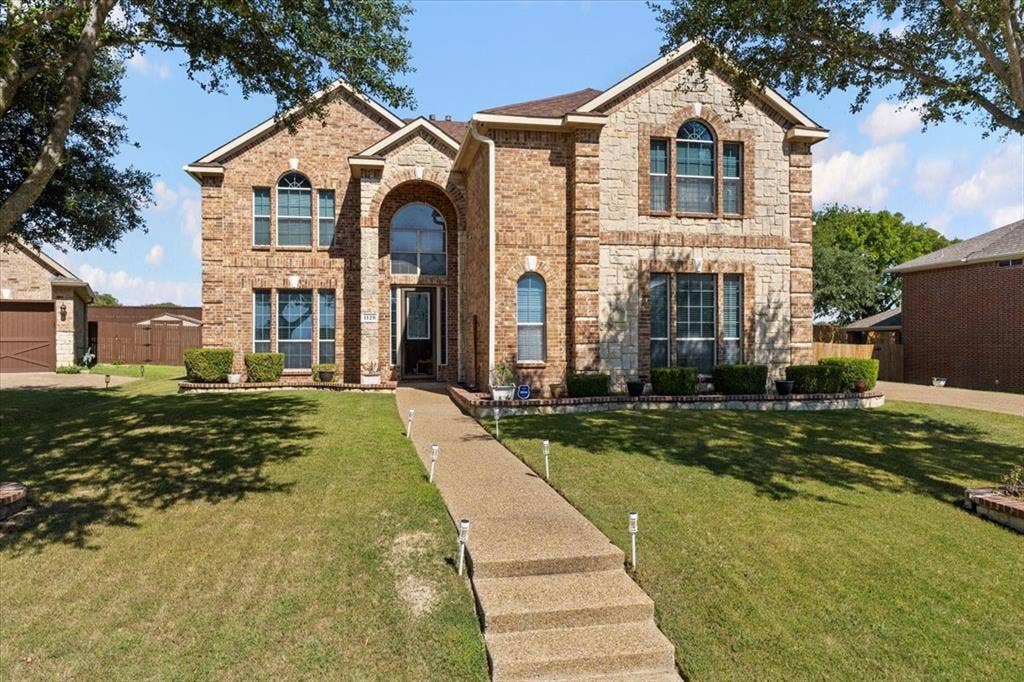 1129 Northlake Drive, DeSoto, TX 75115 1129 Northlake Drive, DeSoto, TX 75115