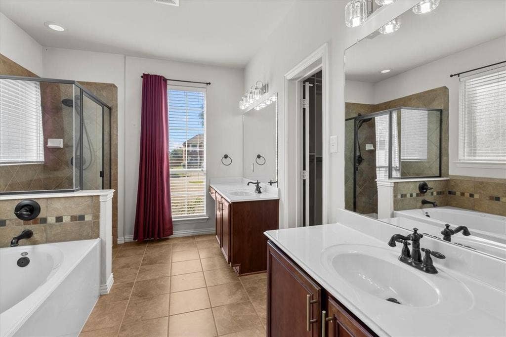 1129 Northlake Drive, DeSoto, TX 75115 1129 Northlake Drive, DeSoto, TX 75115