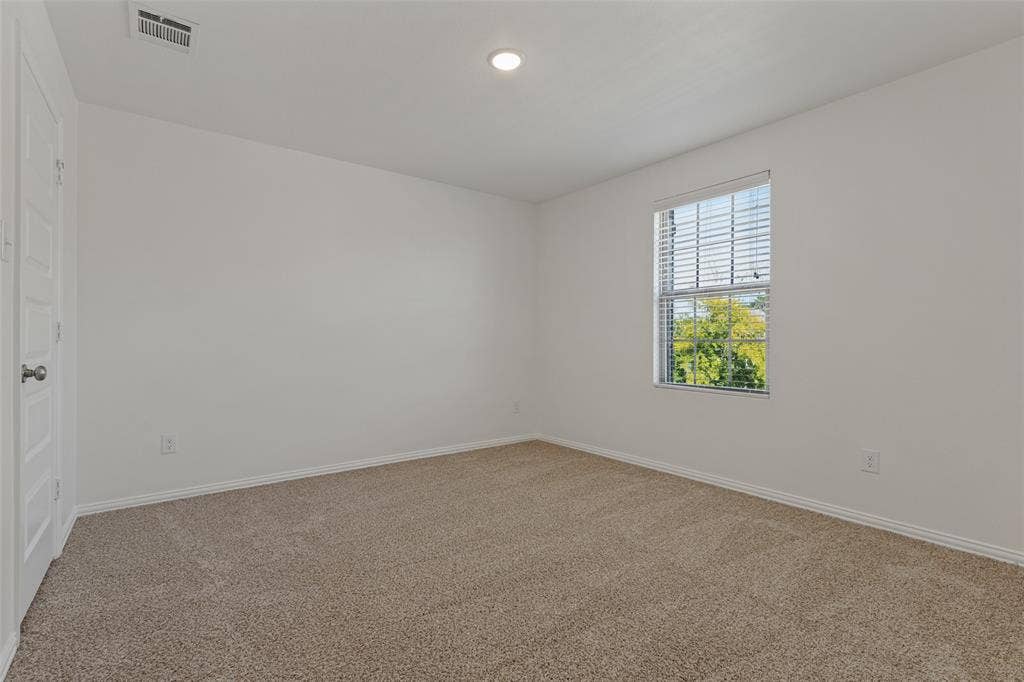 2124 Pacific Avenue, Anna, TX 75409 2124 Pacific Avenue, Anna, TX 75409