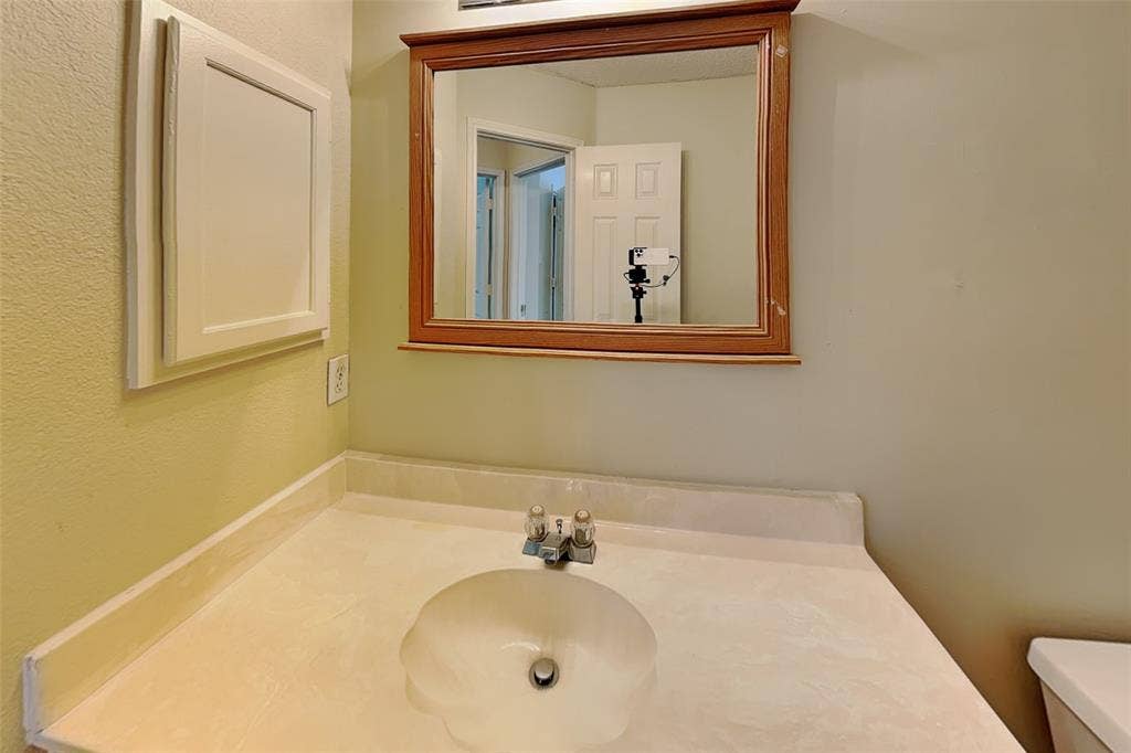 7101 Charleston Drive, Rowlett, TX 75089