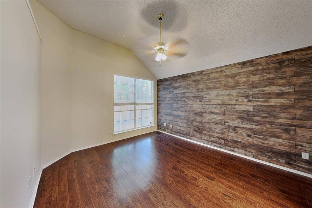 7101 Charleston Drive, Rowlett, TX 75089