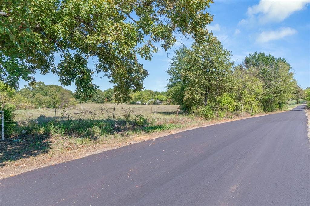 Nice asphalt county roads