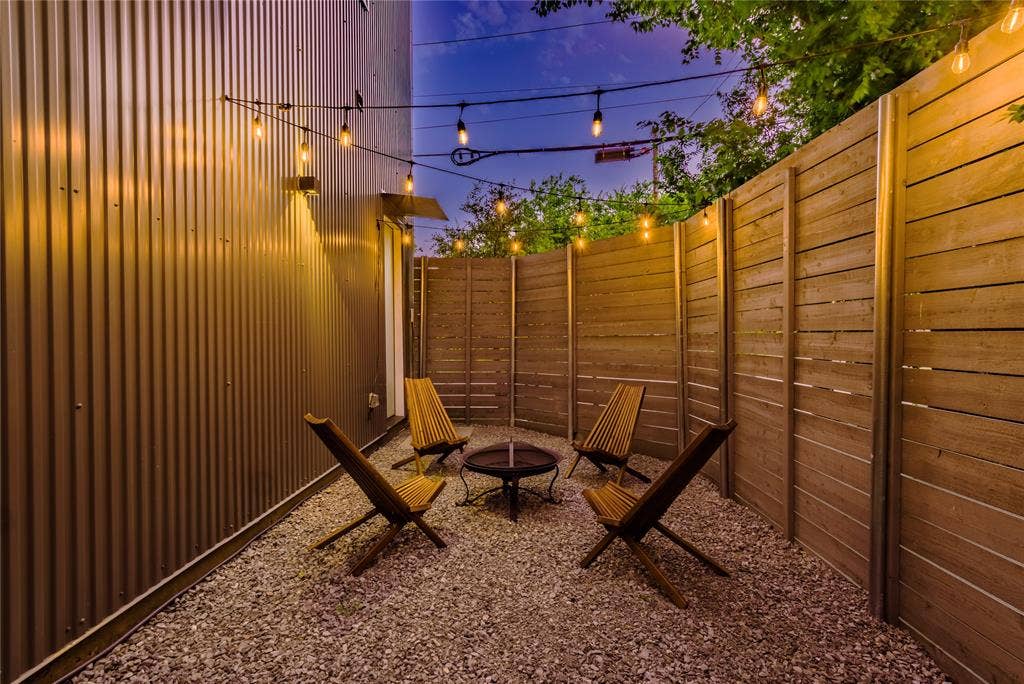 1504 Burlew Street, #101, Dallas, TX 75204