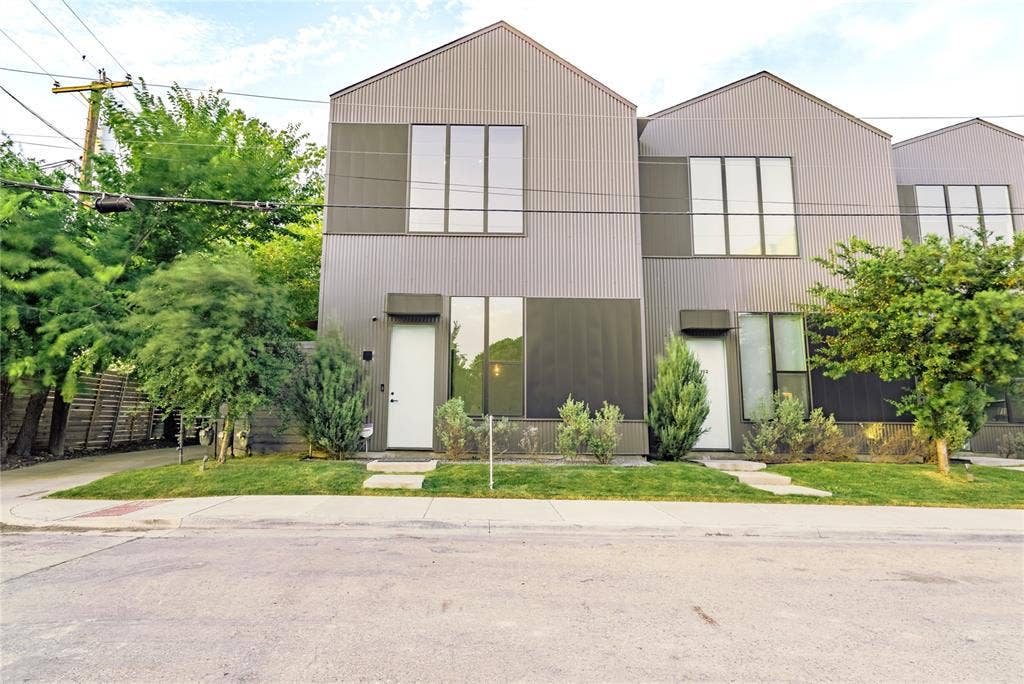 1504 Burlew Street, #101, Dallas, TX 75204