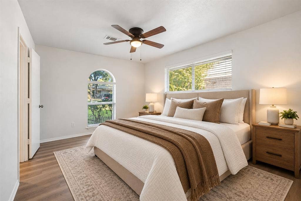 1710 Green Oaks Drive, Irving, TX 75061 Bedroom—Virtually Staged