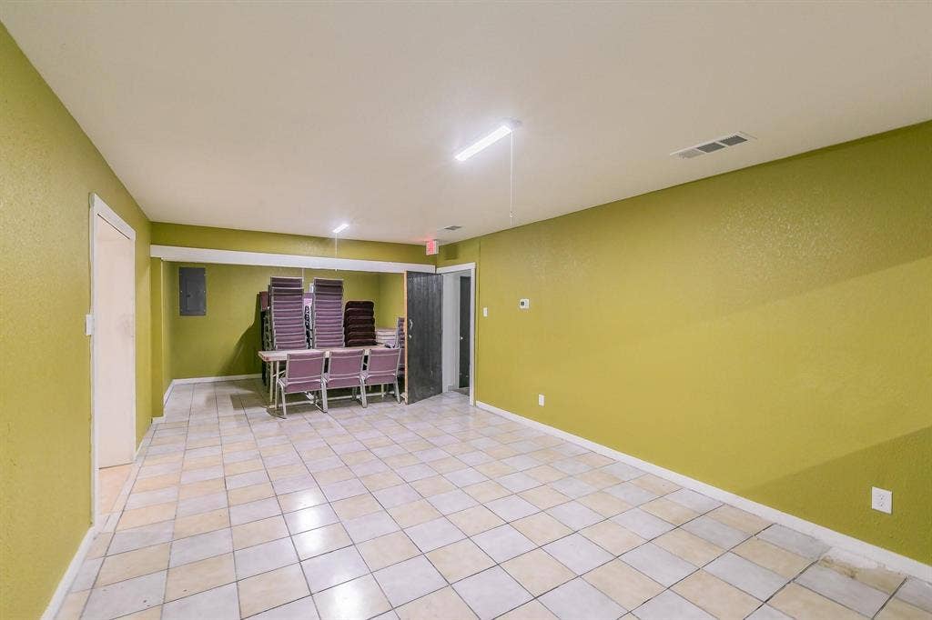 5007 Ivy Lane, Dallas, TX 75241 5007 Ivy Lane, Dallas, TX 75241