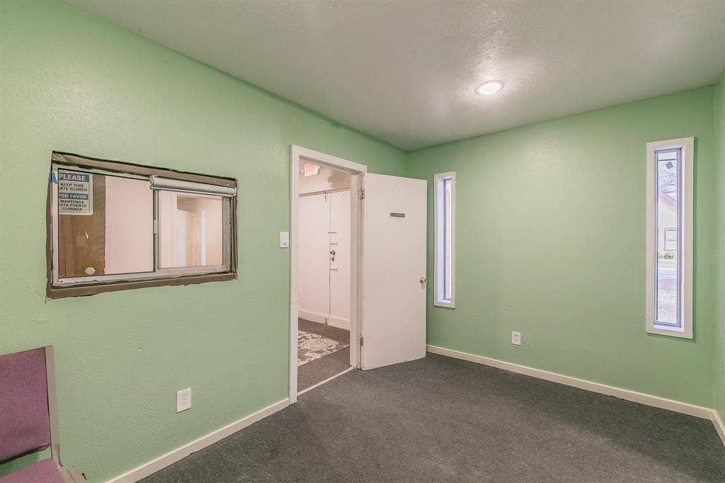 5007 Ivy Lane, Dallas, TX 75241 5007 Ivy Lane, Dallas, TX 75241