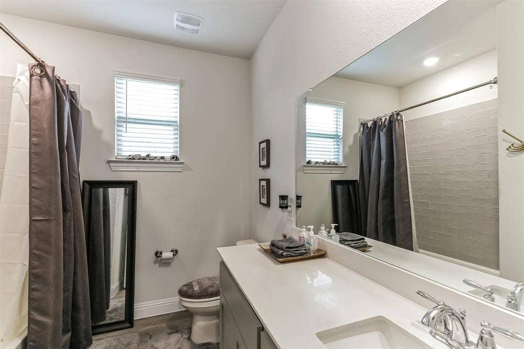 6028 Paddock Lane, Little Elm, TX 76227