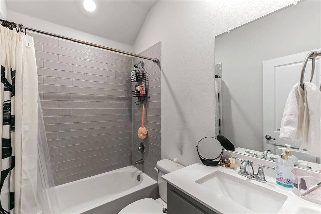 6028 Paddock Lane, Little Elm, TX 76227