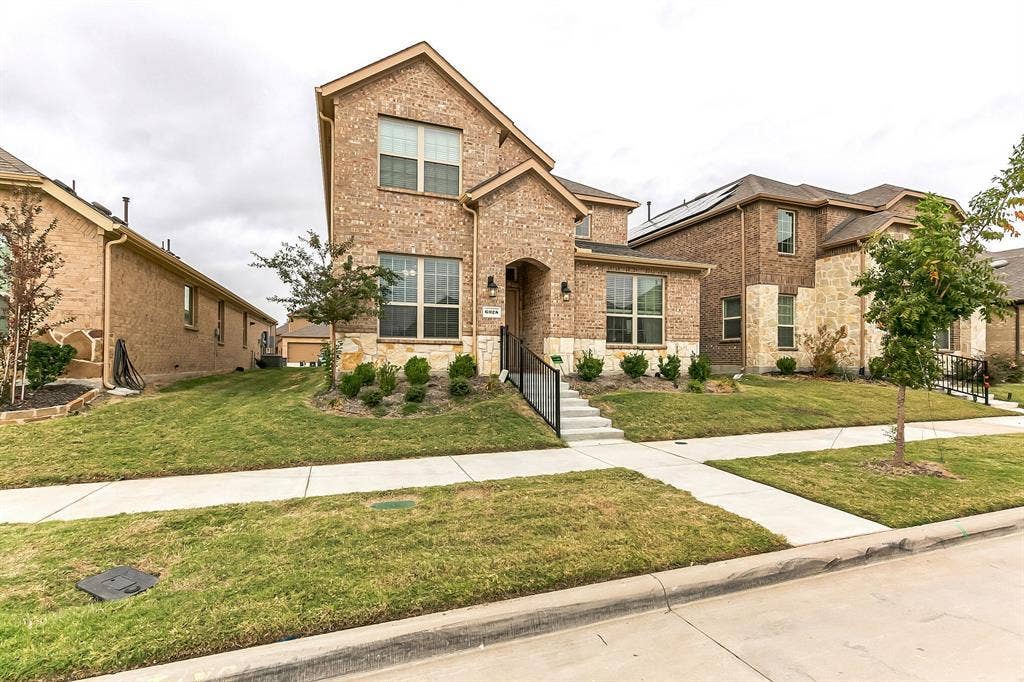 6028 Paddock Lane, Little Elm, TX 76227