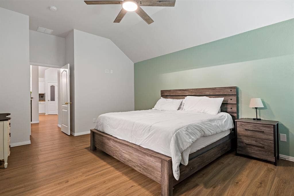 4408 Spanish Oak Circle, Corinth, TX 76208