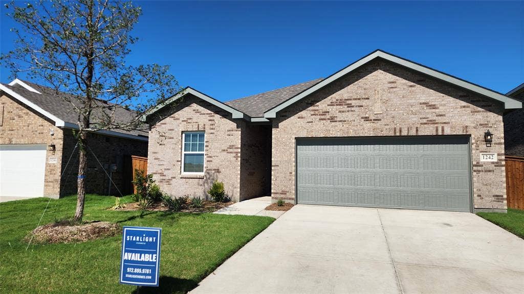 1266 Lambert Lane, Forney, TX 75126