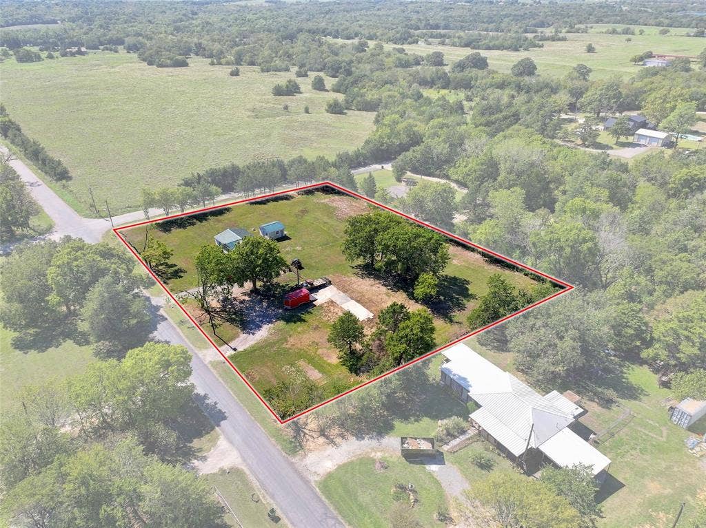 3111 Preston Road, Denison, TX 75020
