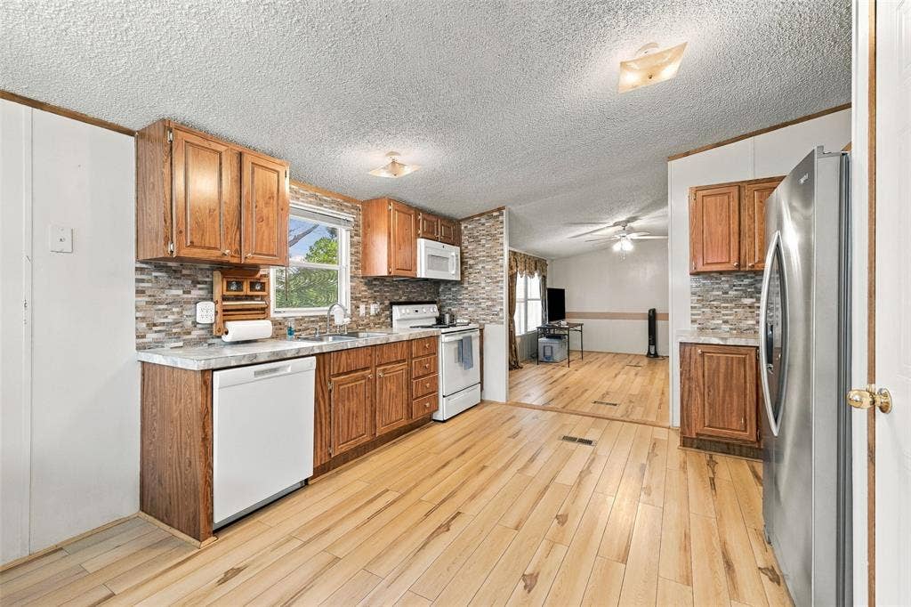 3111 Preston Road, Denison, TX 75020