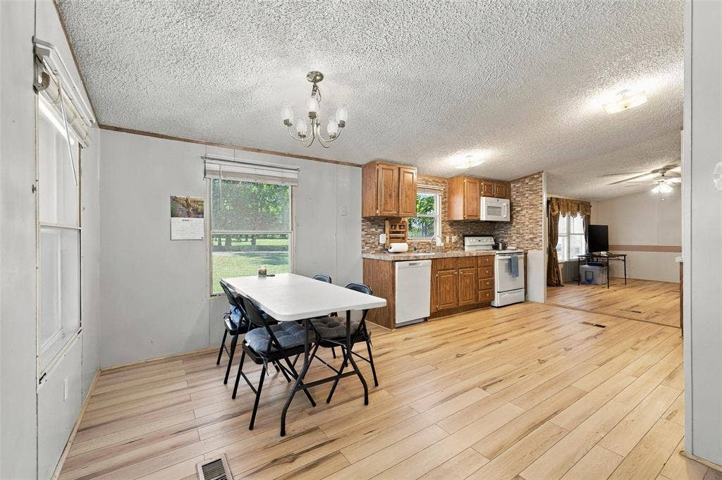 3111 Preston Road, Denison, TX 75020