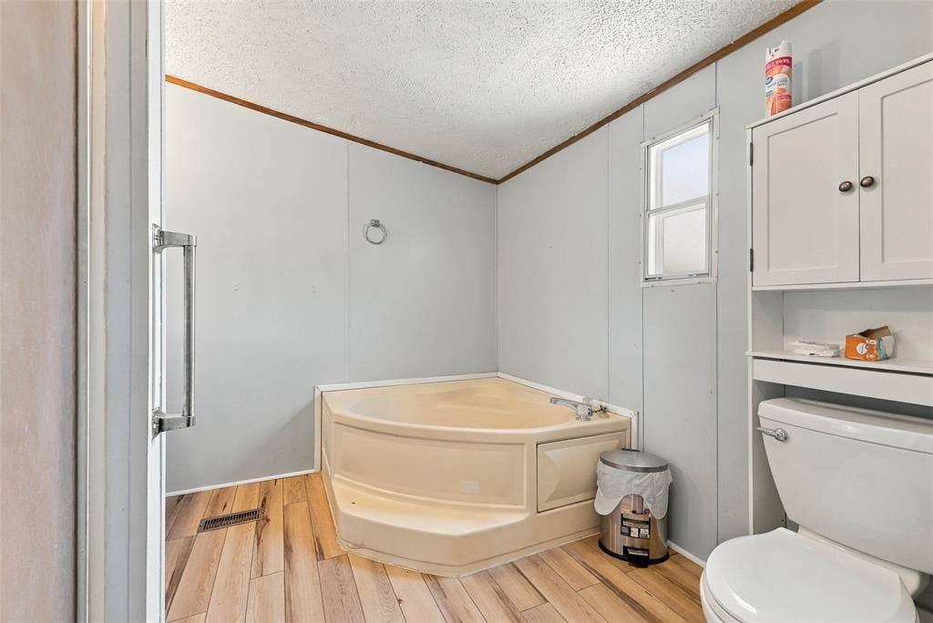 3111 Preston Road, Denison, TX 75020