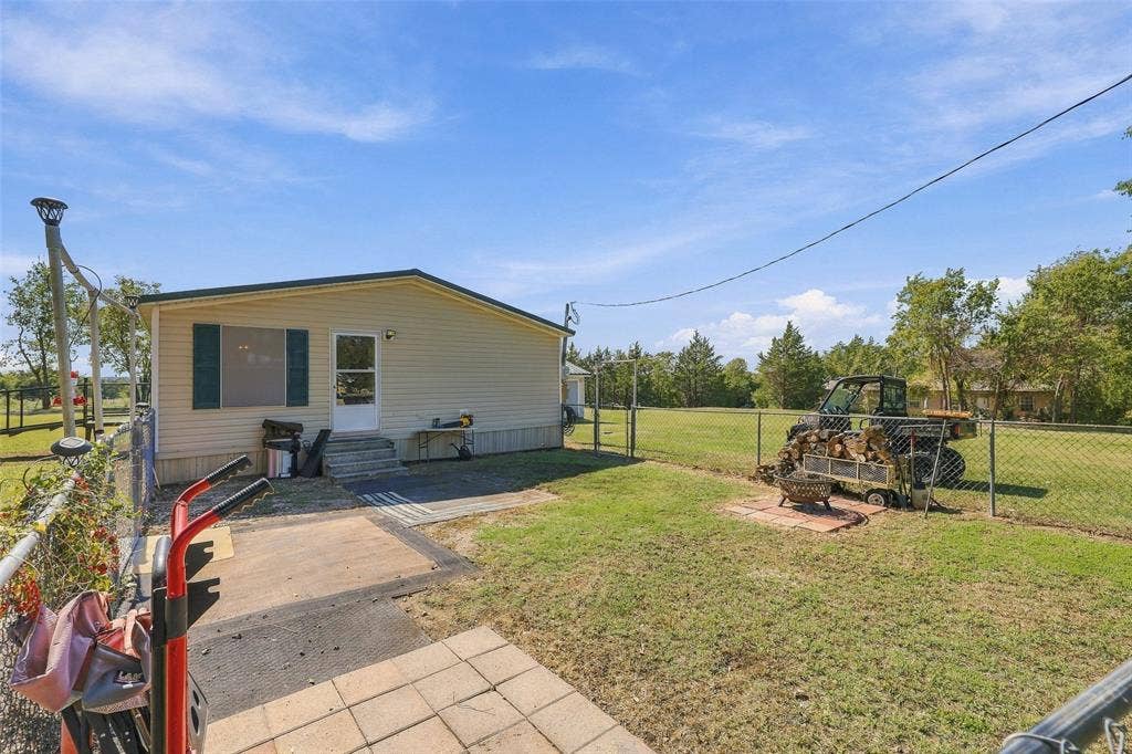 3111 Preston Road, Denison, TX 75020