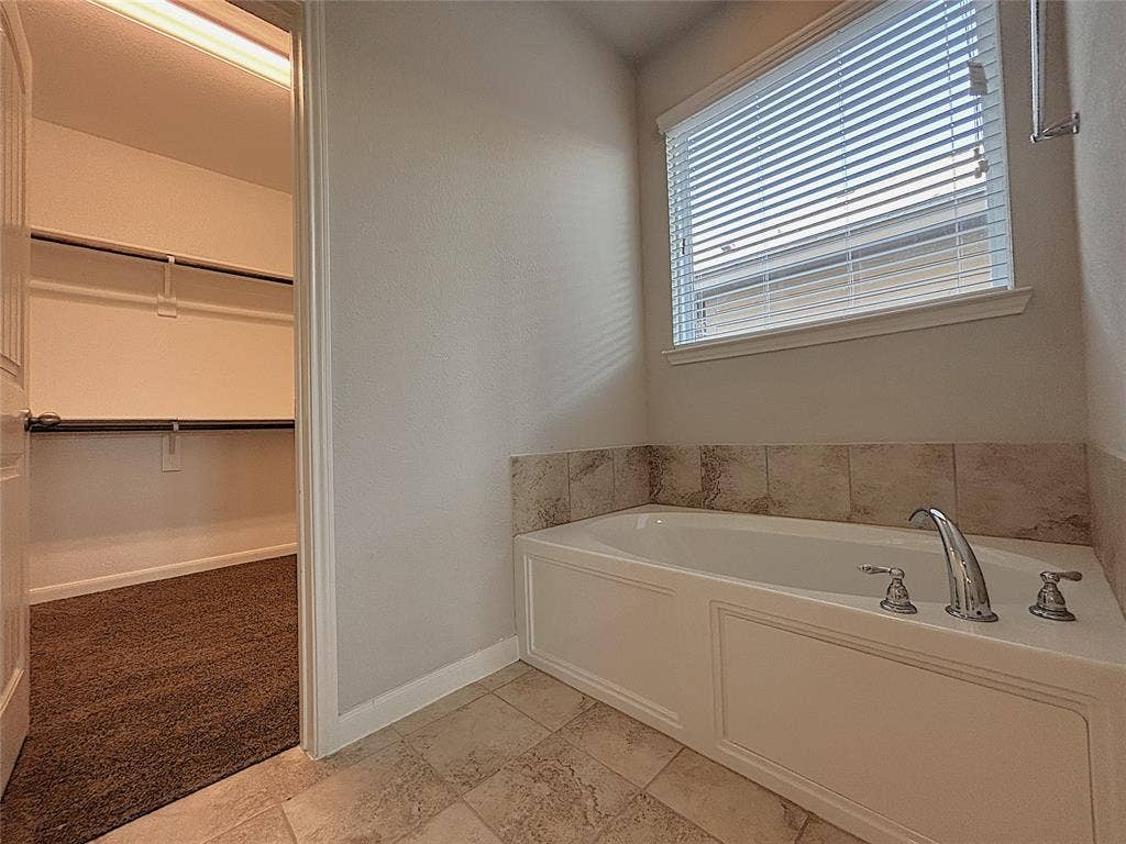 5030 Royal Springs Drive, Forney, TX 75126