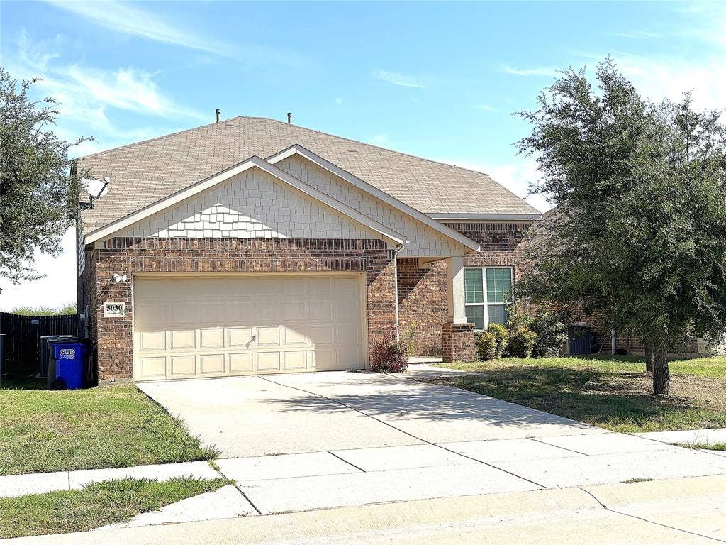 5030 Royal Springs Drive, Forney, TX 75126