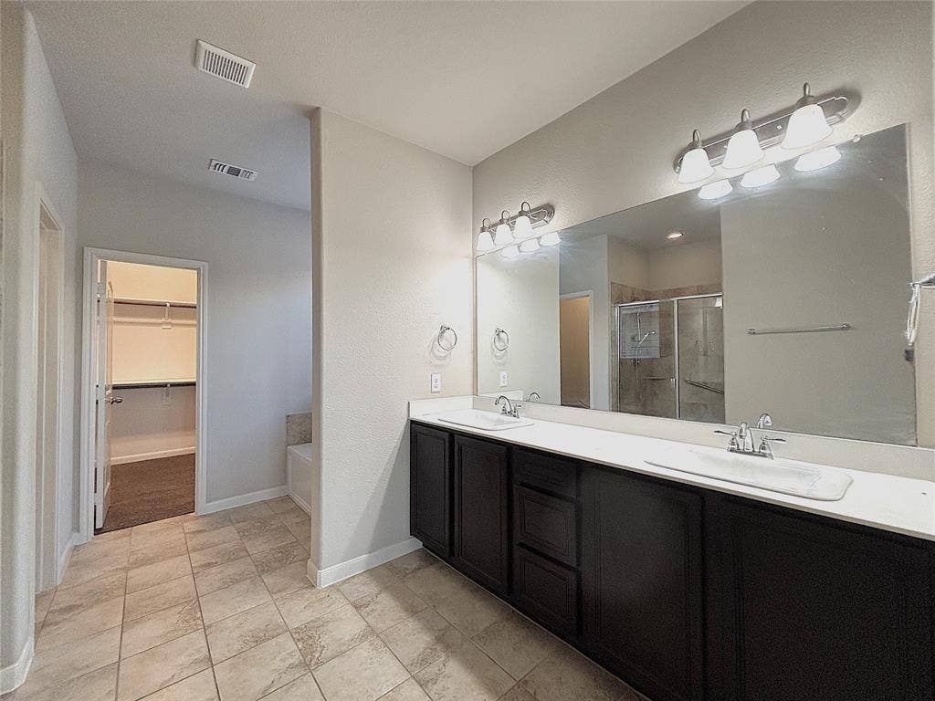 5030 Royal Springs Drive, Forney, TX 75126