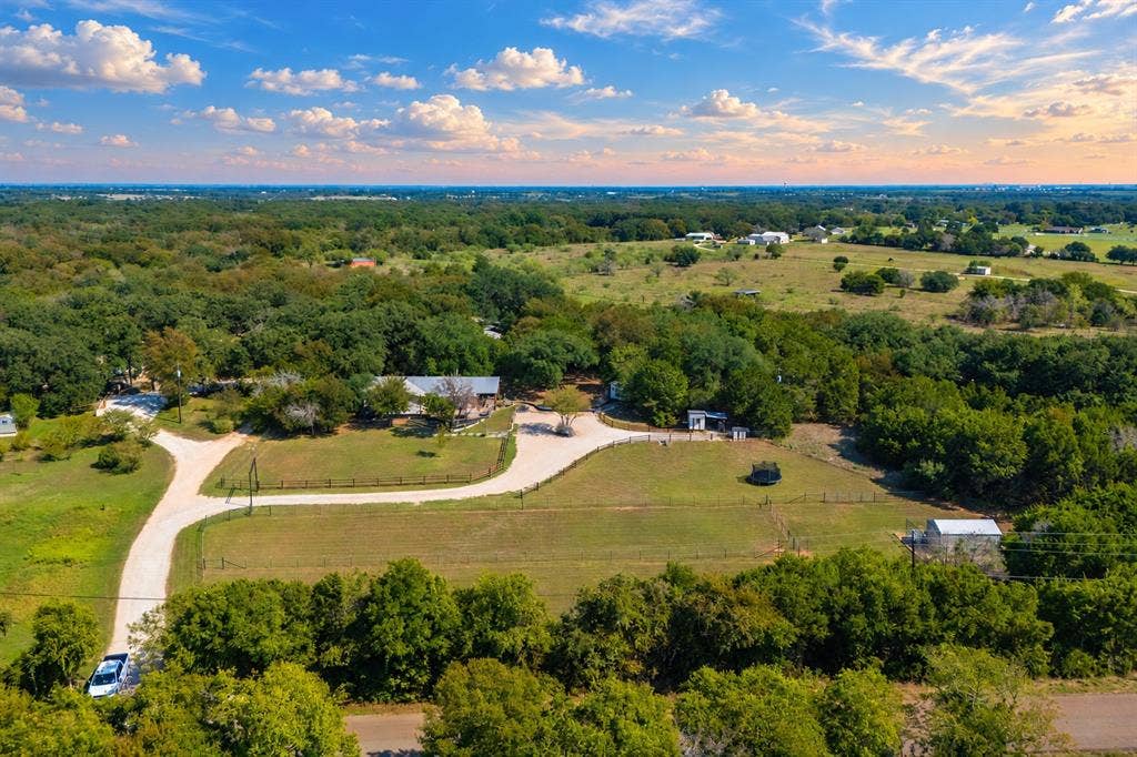 384 Fort Graham Road, Waco, TX 76705 Additional content