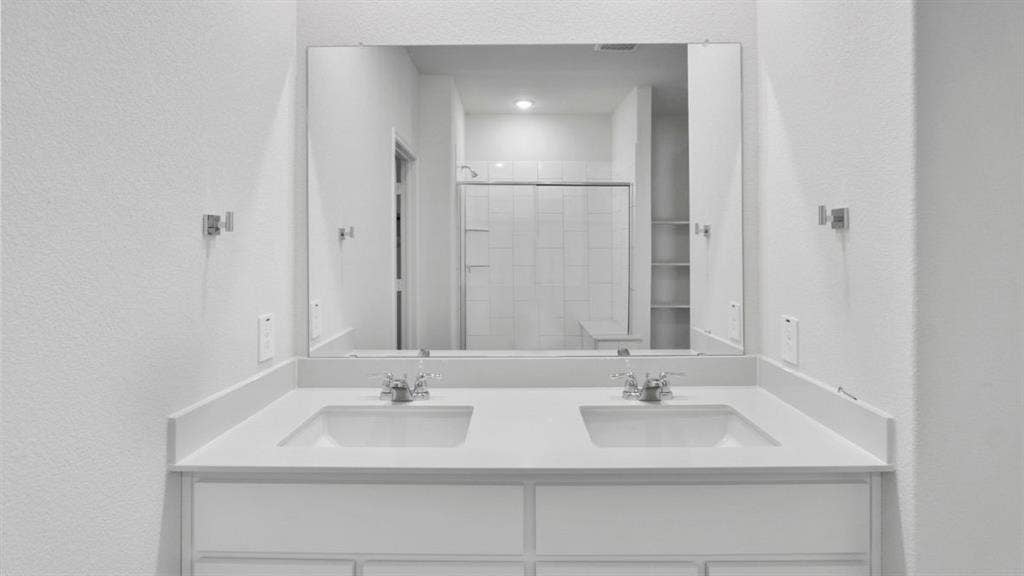 3617 Saguaro Drive, Grand Prairie, TX 75052
