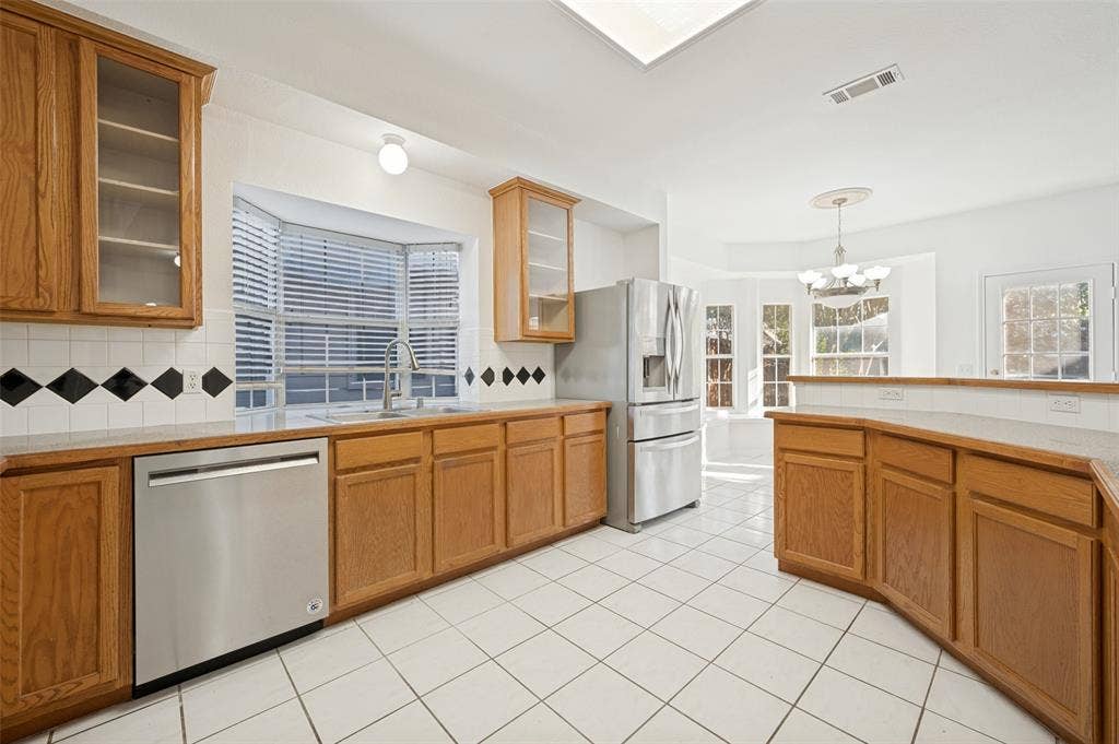 4400 Belvedere Drive, Plano, TX 75093 4400 Belvedere Drive, Plano, TX 75093