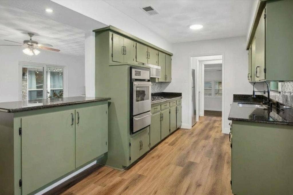8426 Baumgarten Drive, Dallas, TX 75228