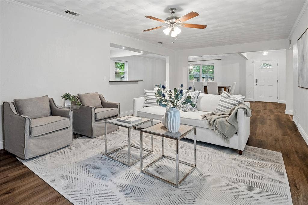 8426 Baumgarten Drive, Dallas, TX 75228