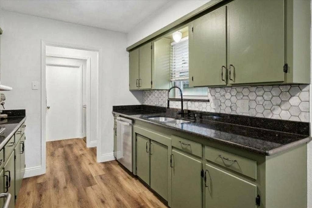 8426 Baumgarten Drive, Dallas, TX 75228