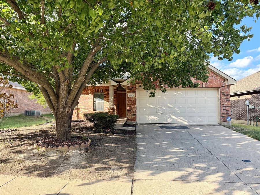 Property photo for 9016 Warren Drive, McKinney, TX