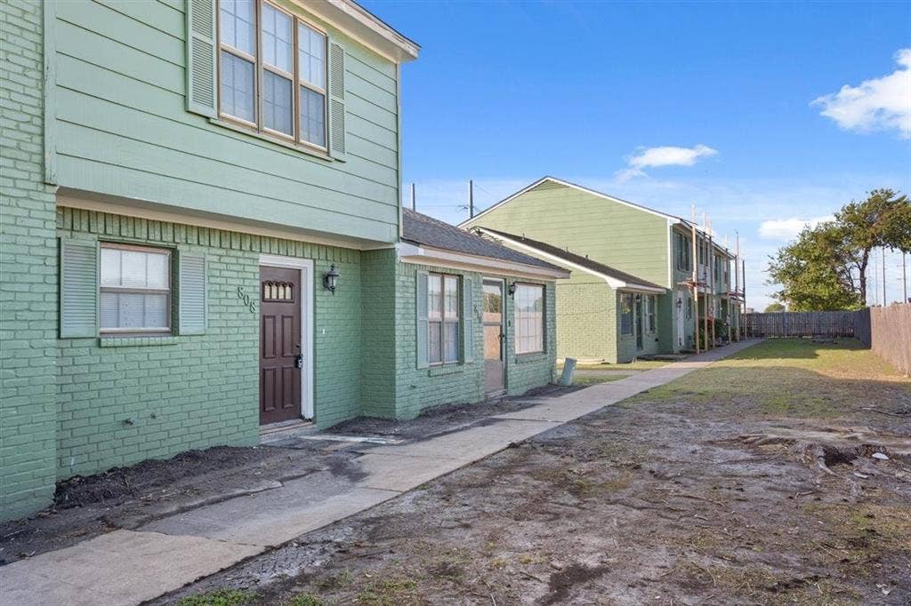 808 N 62nd Street, Waco, TX 76710