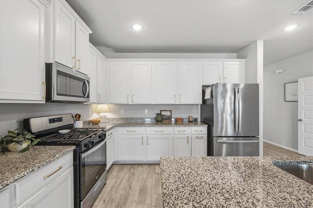 10920 Elata Drive, Fort Worth, TX 76108