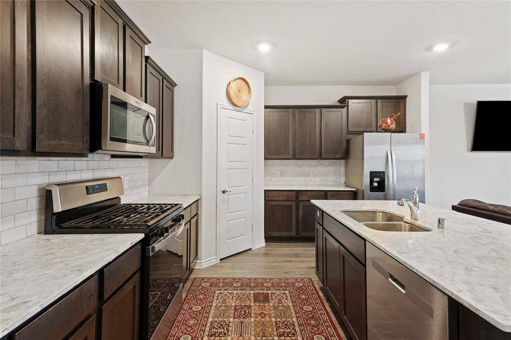 6225 Coal Fire DR, Garland, TX 75043