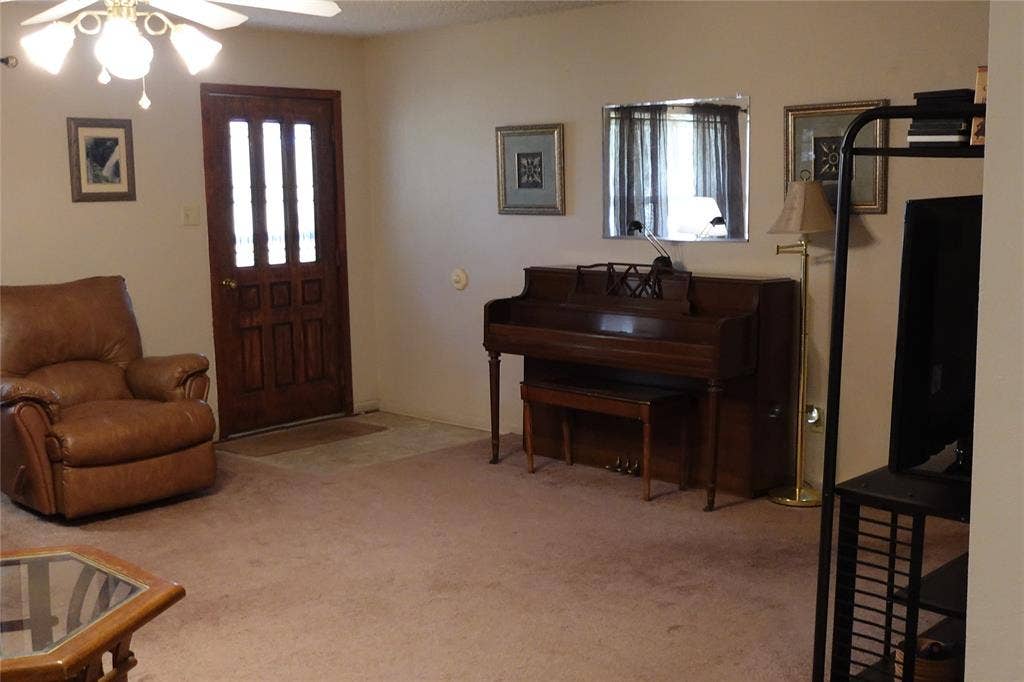 300 Hogg Creek Road, Brownwood, TX 76801