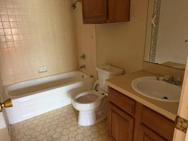 9801 Royal Lane, #308, Dallas, TX 75231