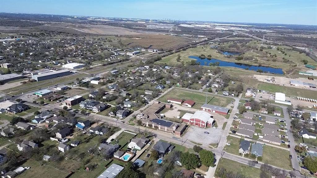 413 E 5th Street, Ferris, TX 75125