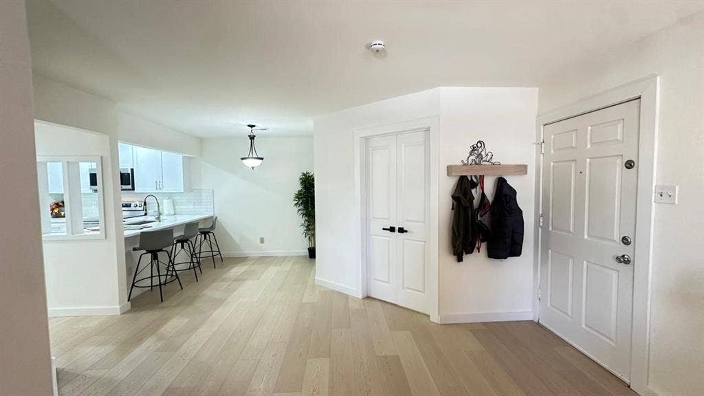 18333 Roehampton Drive, #322, Dallas, TX 75252