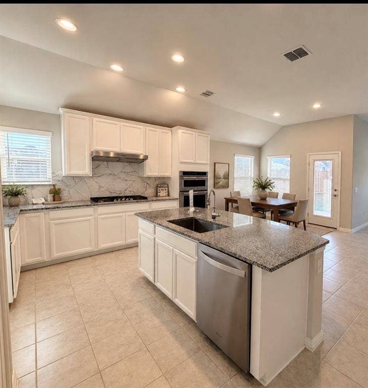 2848 N Ranger LN Street, Aubrey, TX 76227