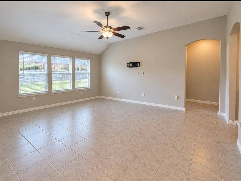 2848 N Ranger LN Street, Aubrey, TX 76227