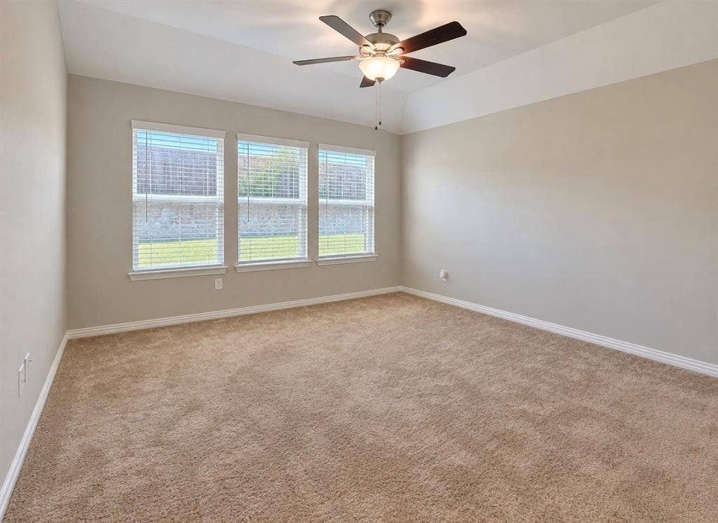 2848 N Ranger LN Street, Aubrey, TX 76227